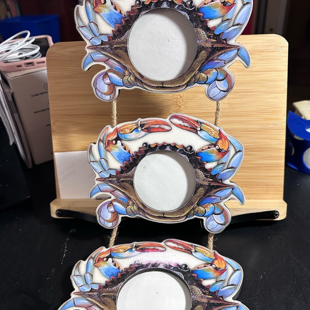 CRAB PHOTO FRAMES